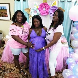 Meet your Posher, Elnora